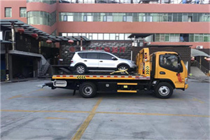 鹰潭汽车紧急补胎换胎救援